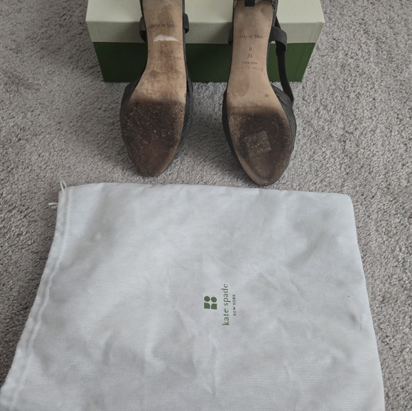 Sandals - Picture 3 of 3